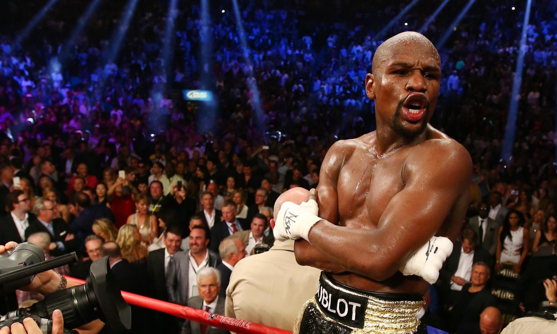 Floyd 'Money' Mayweather v Manny Pacquiao sums up our greedy times 