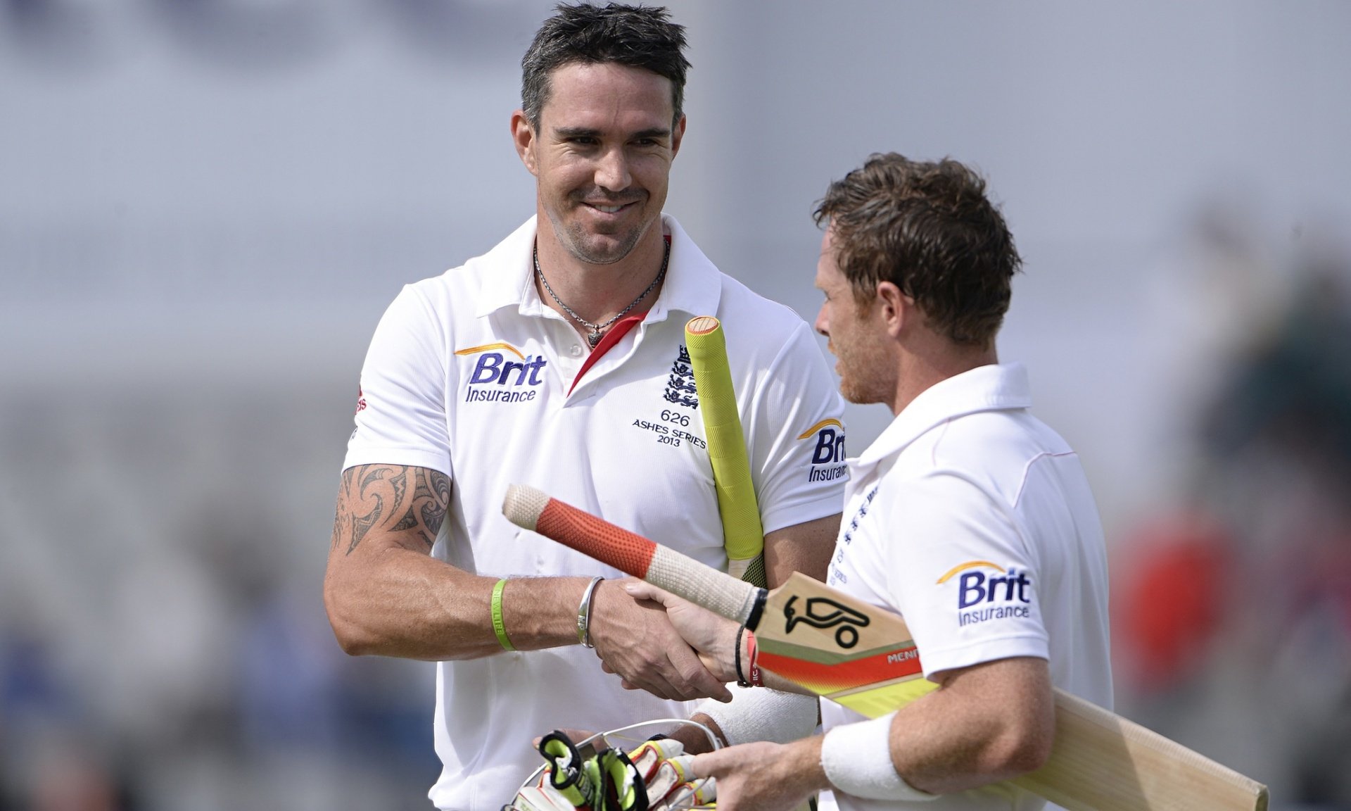 Kevin Pietersen deserves chance to win back England place, Ian Bell insists